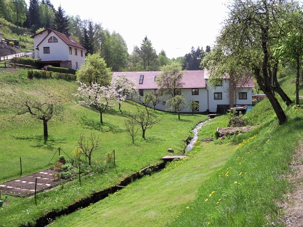 Quaint Farmhouse In Langenbach Near The Lake Exterior photo